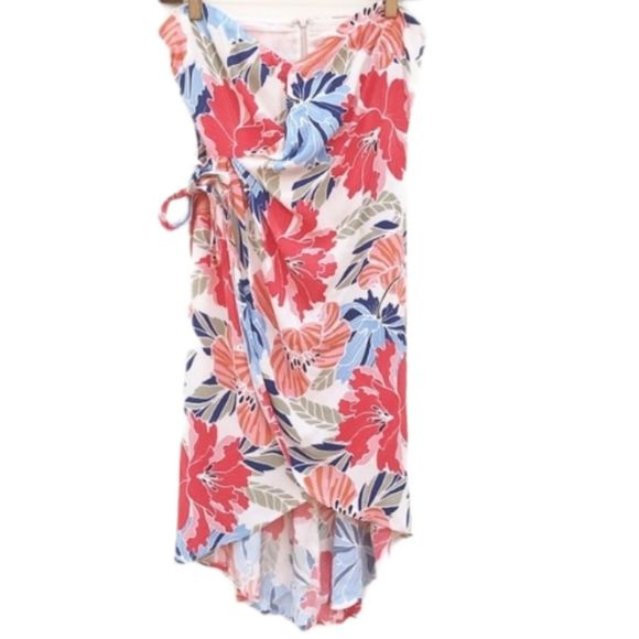 ASTR The Label Josefina Floral Strapless Dress - Picture 6 of 10